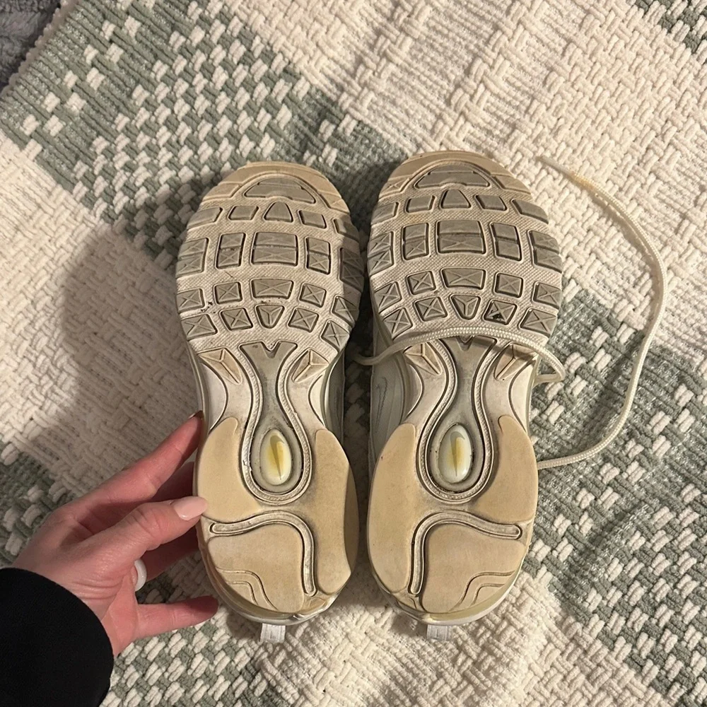 Women’s Nike Air Max 97 white shoes